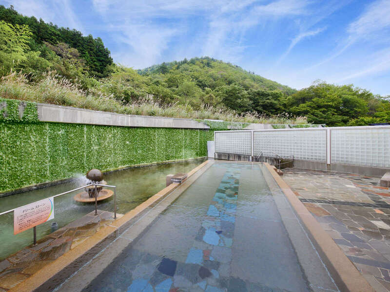 みちのく二大祭り！仙台七夕まつり＆山形花笠まつり