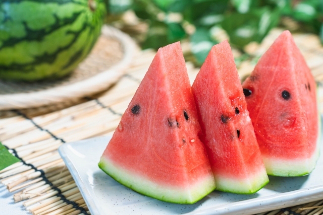 南魚沼大玉ブランドすいか！「八色すいか」 越後名物”へぎそば”のランチ