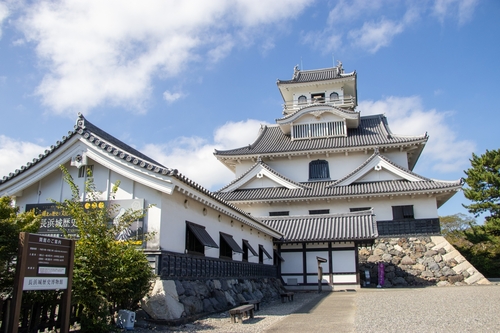 山柴水明・琵琶湖情景 豊臣ゆかりの地へ　名古屋＆琵琶湖おごと温泉「京近江」