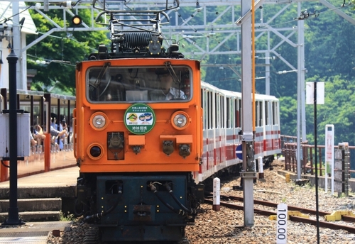 車窓から望む美しい渓谷美♪黒部峡谷鉄道　北アルプスの隠れ宿「ホテルおがわ」