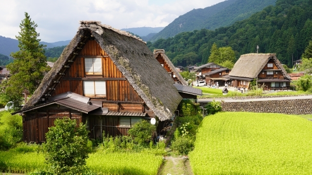 船でしか行けない秘境の一軒宿「大牧温泉」＆紅葉の城下町”金沢”へ