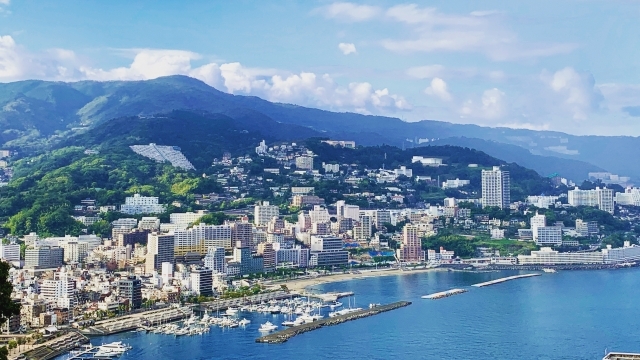 昭和レトロ熱海ぶらり旅～しあわせの花ジャカランダ咲く～ 　金目鯛付相模御膳