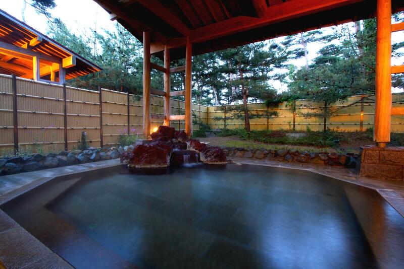 世界分解遺産登録記念！佐渡島　八幡温泉「八幡館」・SADO二ツ亀ビューホテル
