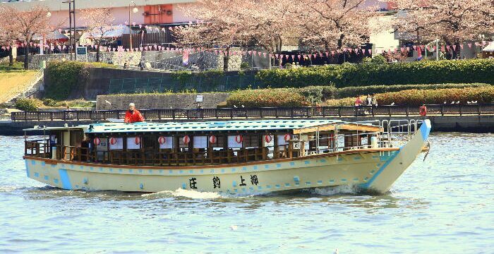 【うれしい飲み放題】江戸前料理で風流花見の宴♪隅田川屋形船