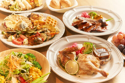 樹齢2000年の古の桜と希少いちご　やまなし桜物語