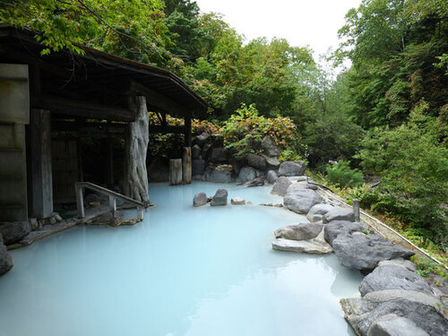 【栃木県】乳白色の関東最後の秘湯♪ 奥鬼怒温泉郷「加仁湯温泉」
