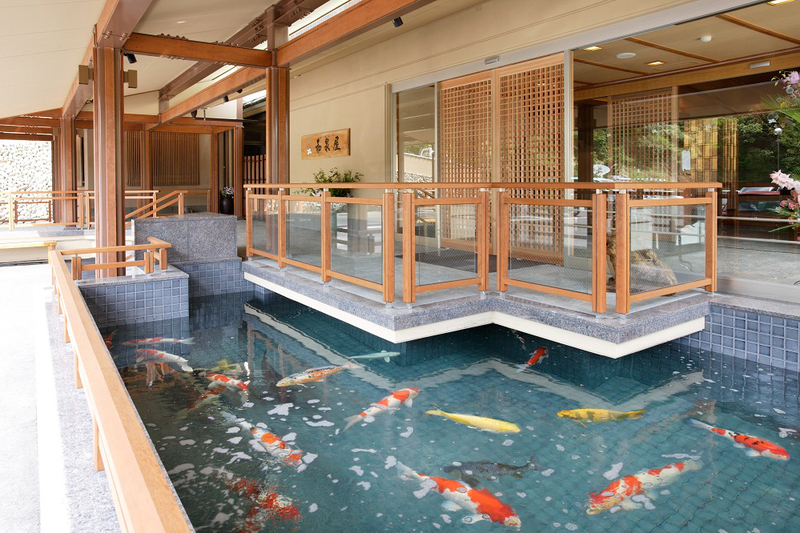 山深い湯の里にひっそり佇む名旅館　おもてなしと寛ぎの宿　蓬平温泉「和泉屋」