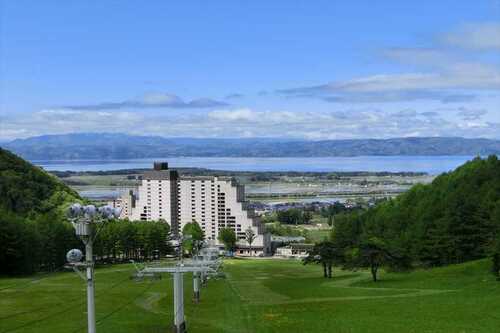 さくらんぼ狩り食べ放題＆1箱付♪猪苗代湖望むスパリゾート「リステル猪苗代」